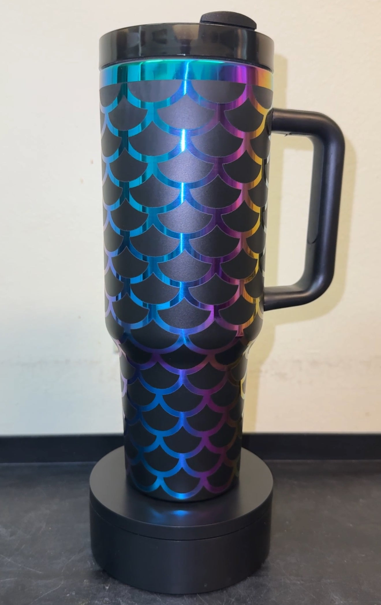 40oz Black Mermaid Scale Tumbler with Rainbow Plating
